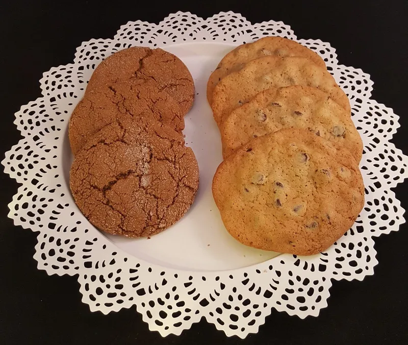 Ginger Molasses and Chocolate Chip Cookies — tsp bakeshop