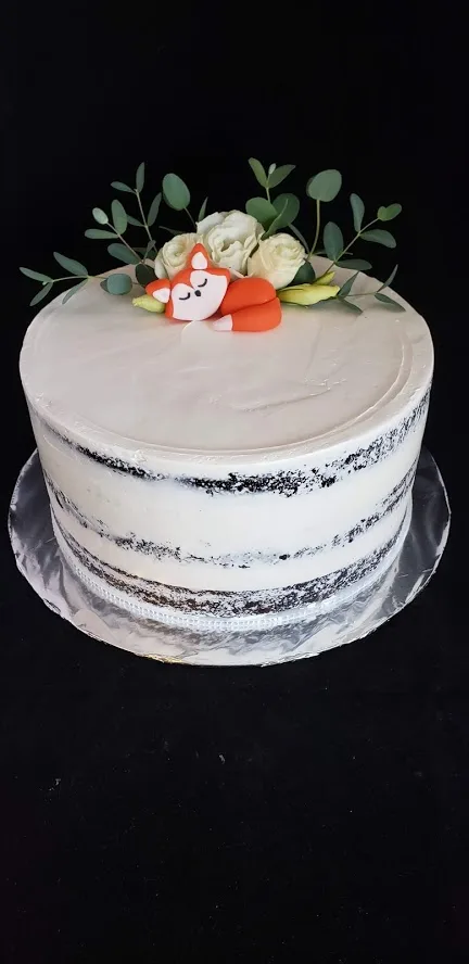 Nakedfoxcake