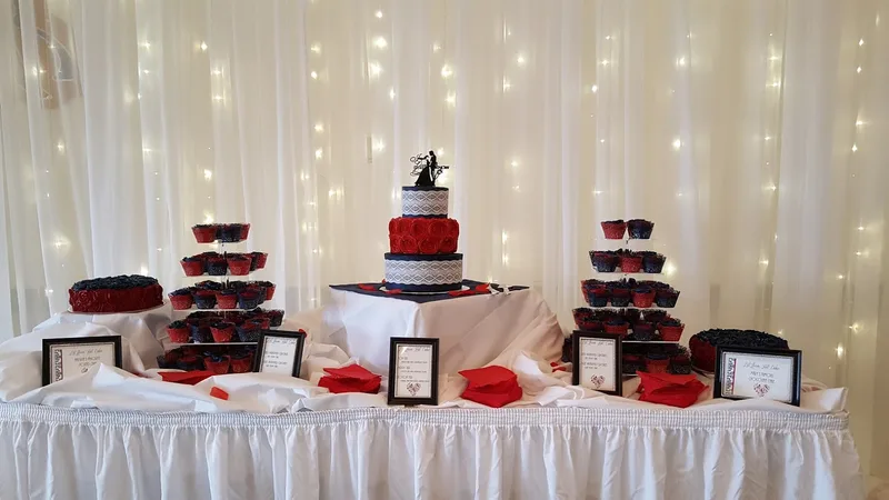 Weddingdessertbarwithcupcakesandcakes