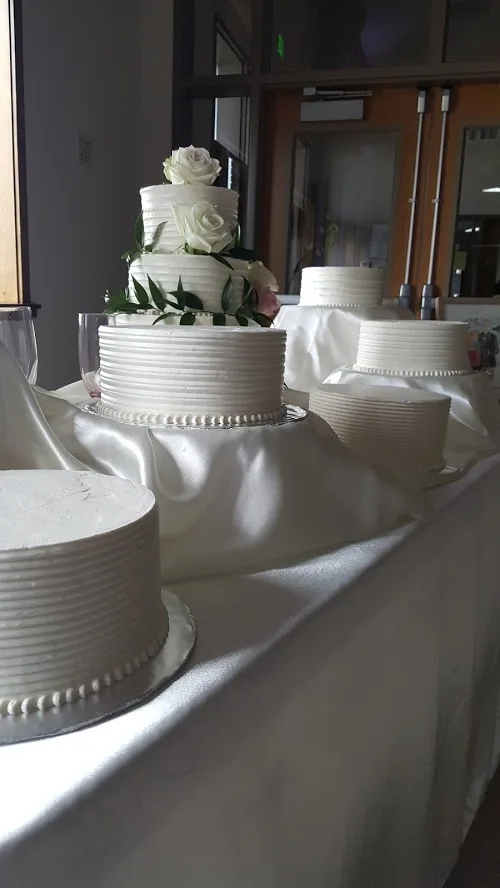 Whiteweddingcakes